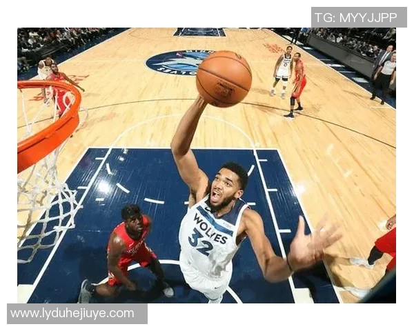 适应很快！森林狼新援多苏穆第二战13中9轰21分